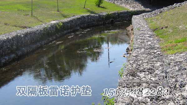 綠濱墊護(hù)岸